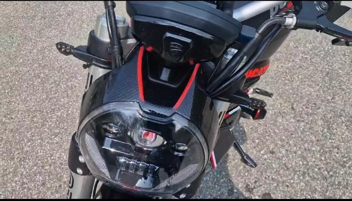 Ducati Monster 797 Plus (2019) (8)