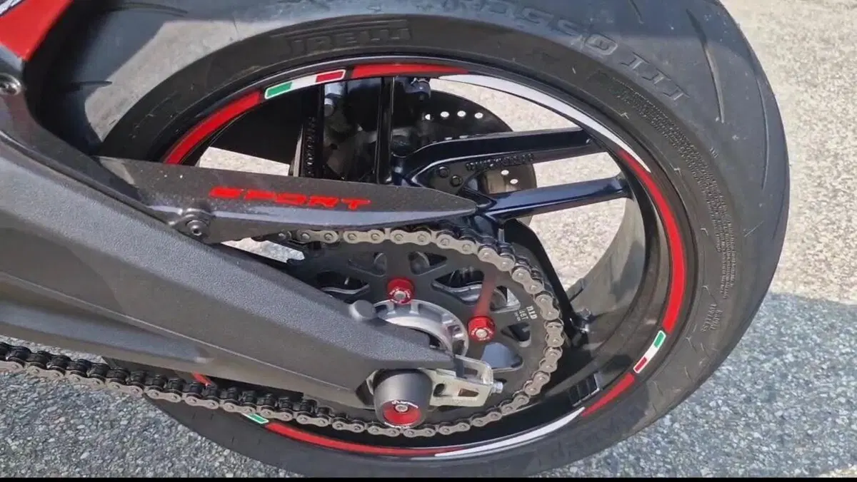 Ducati Monster 797 Plus (2019) (15)