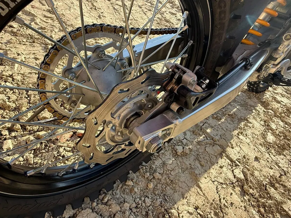 Honda CRF 450R (2020) (7)