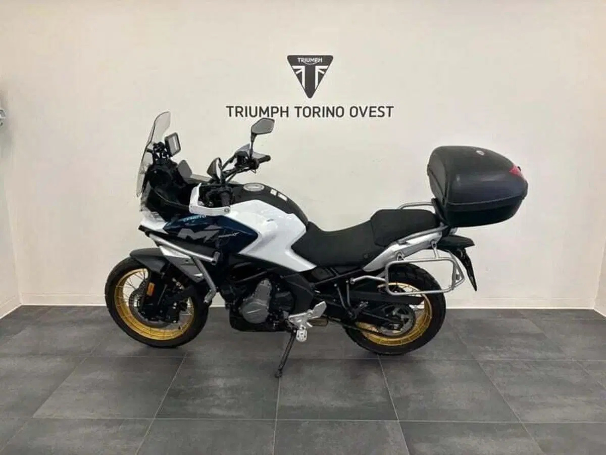 CFMOTO 700MT Adventure (2025 - 26) (2)