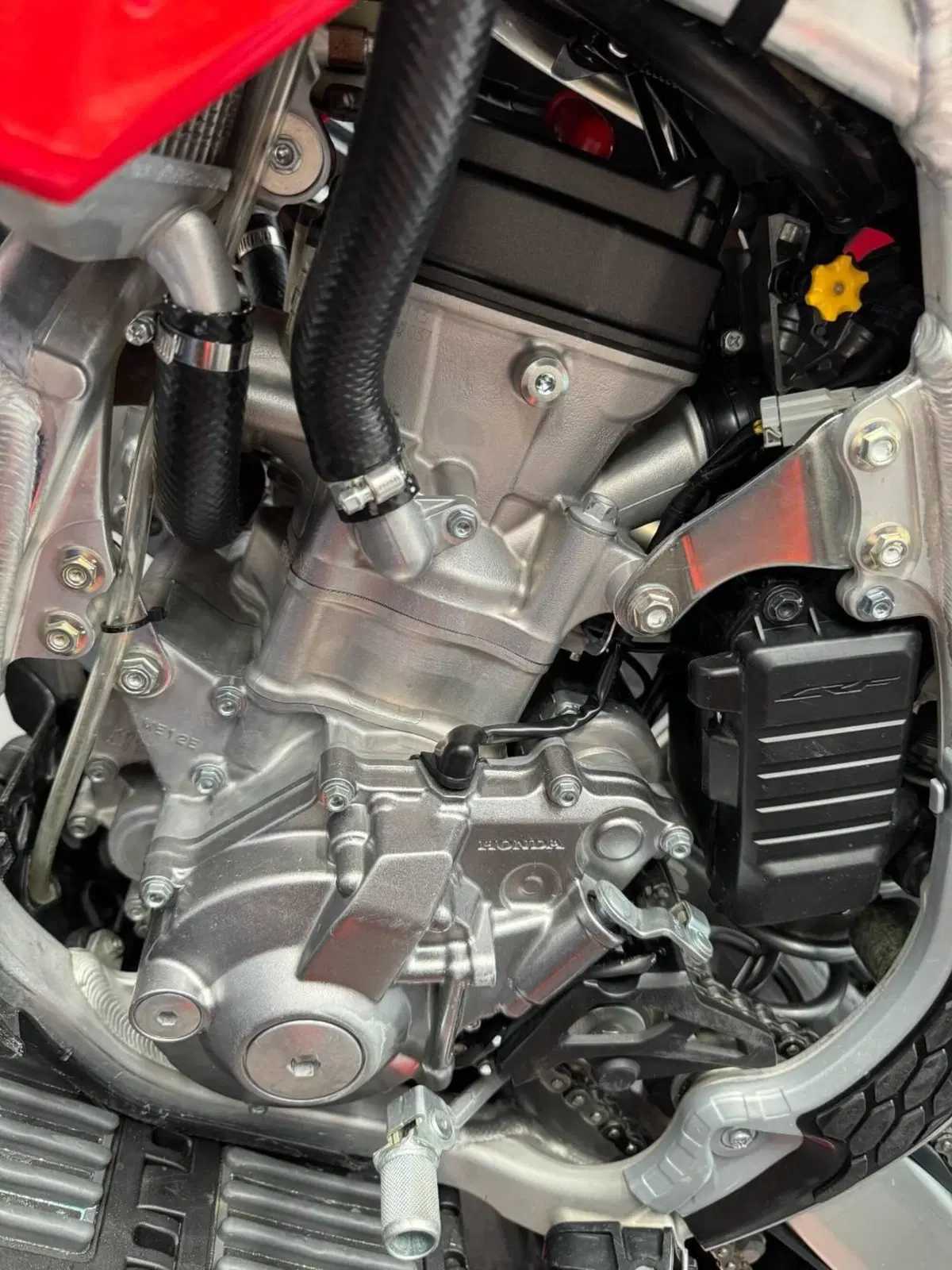 Honda CRF 250R (2022) (4)
