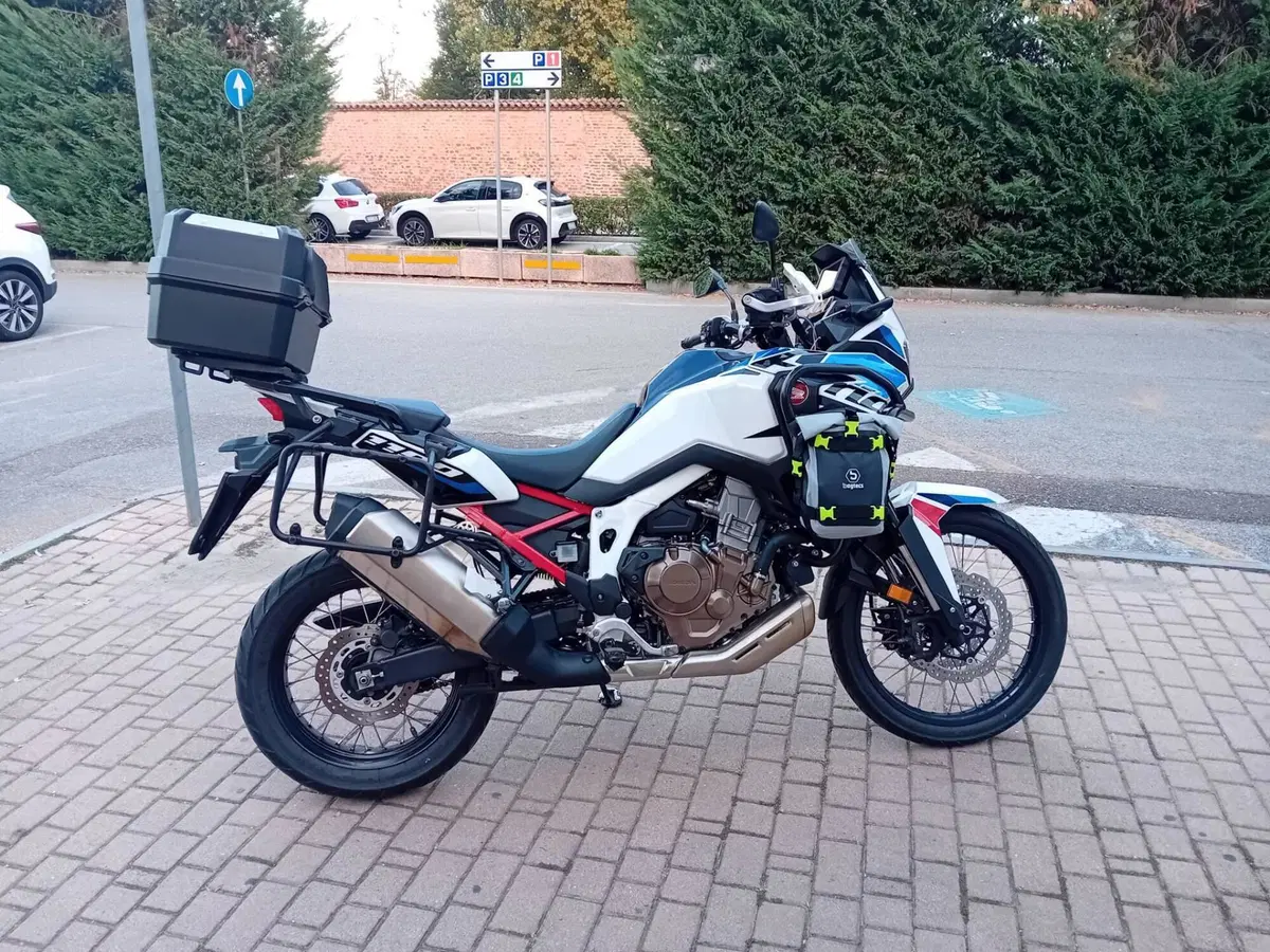 Honda Africa Twin CRF 1100L (2022 - 23) (3)