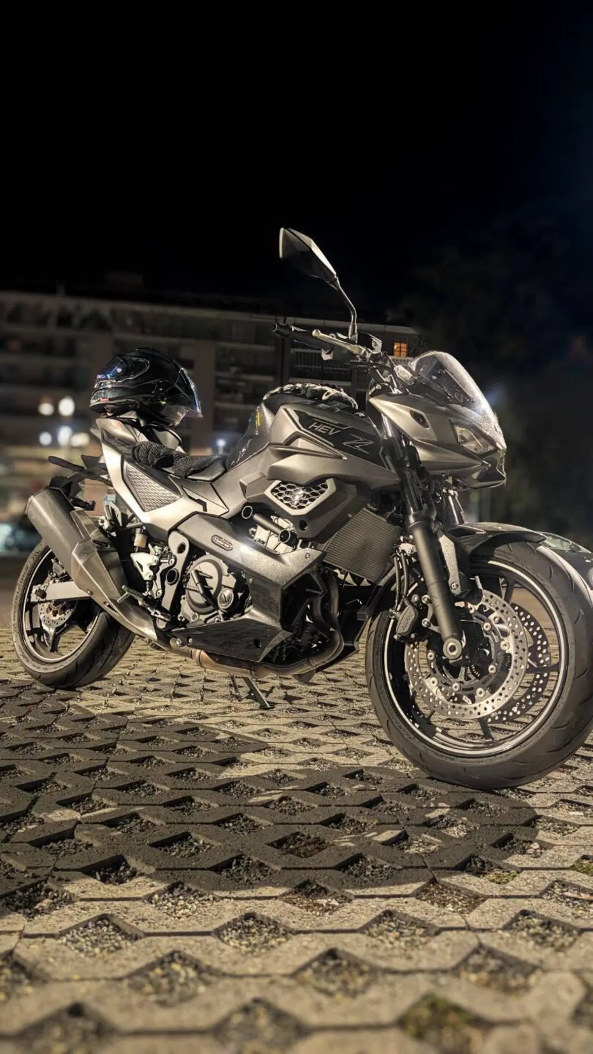 Kawasaki Z7 Hybrid (2024 - 27) (2)