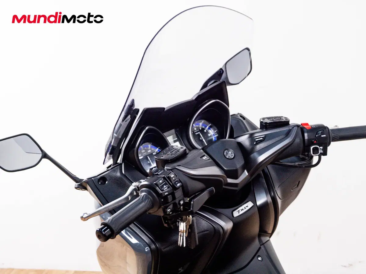 Yamaha T-Max 560 Tech Max (2020) (11)