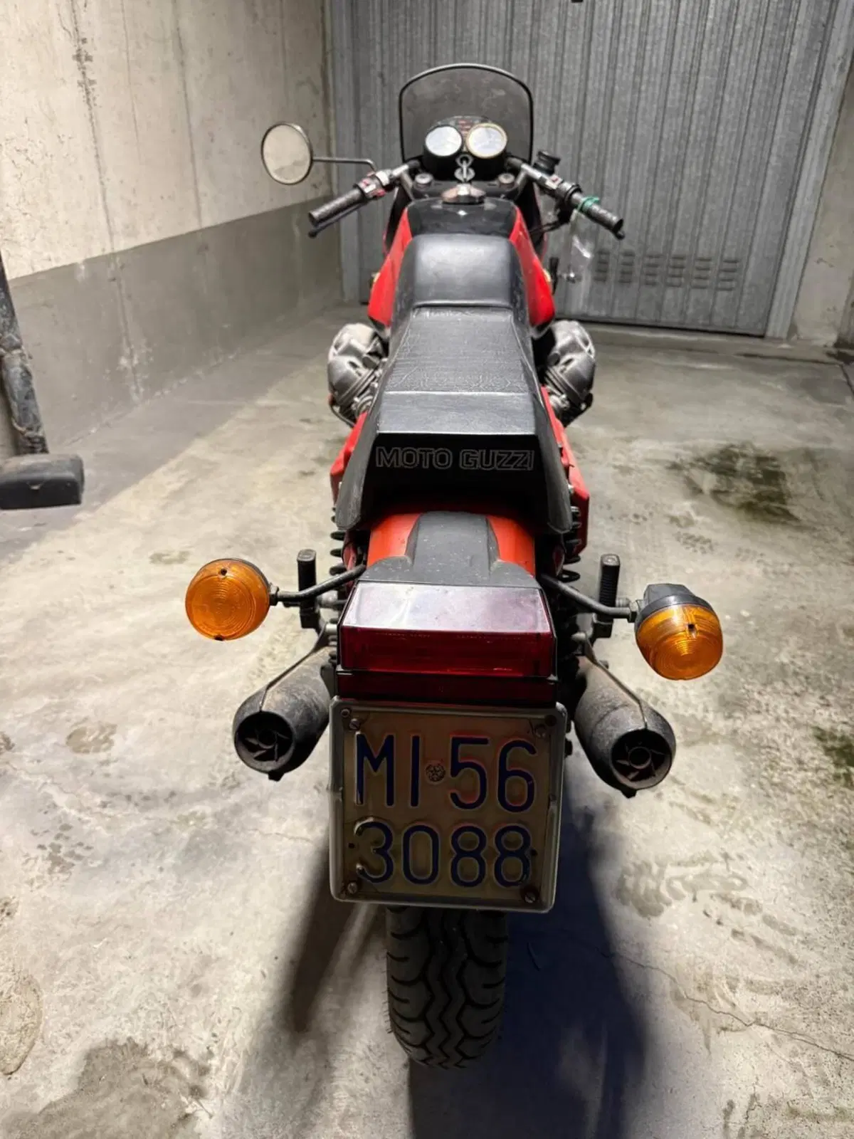Moto Guzzi Le Mans I (8)