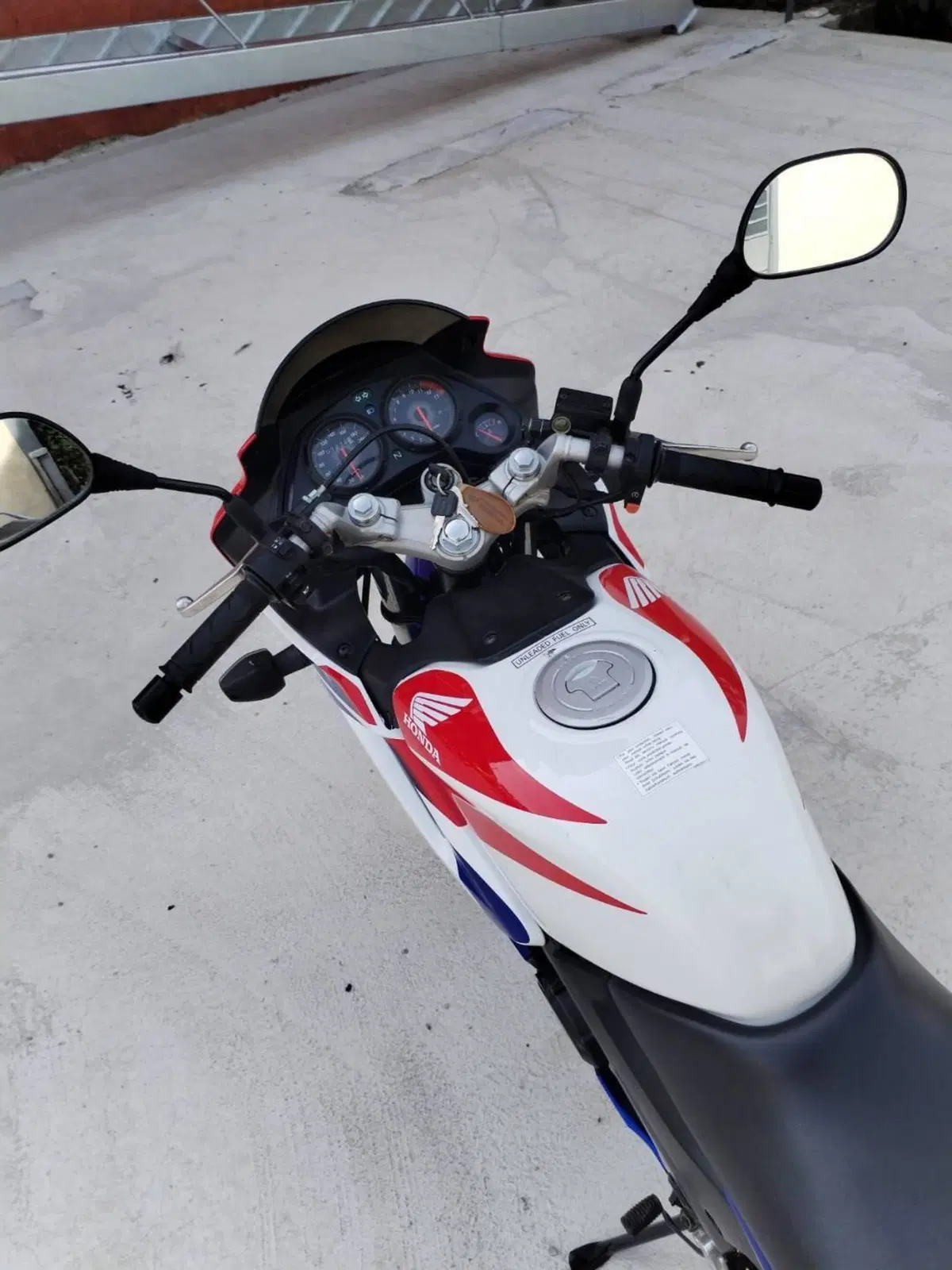 Honda CBR 125 R (2007 - 17) (8)