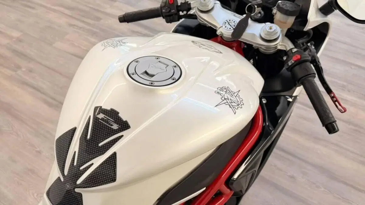 MV Agusta F3 800 EAS (2013 - 15) (7)
