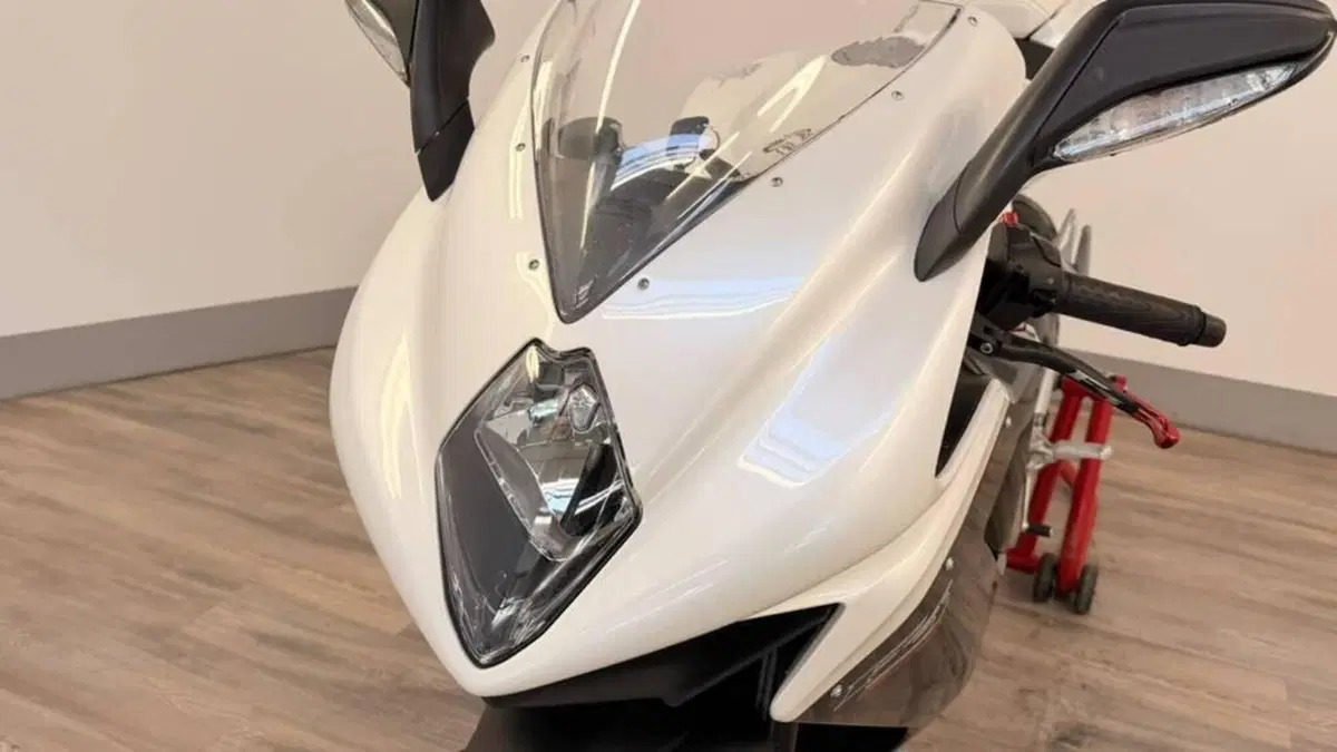 MV Agusta F3 800 EAS (2013 - 15) (10)