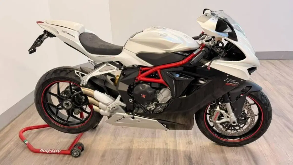 MV Agusta F3 800 EAS (2013 - 15) (2)