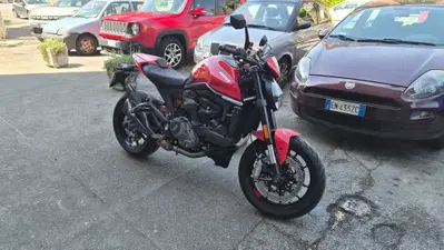 Ducati Monster 937 + (2021 - 25) usata