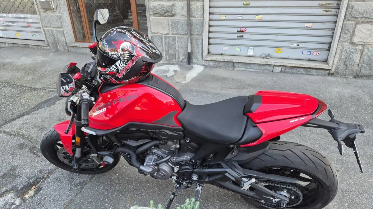 Ducati Monster 937 + (2021 - 25) (3)