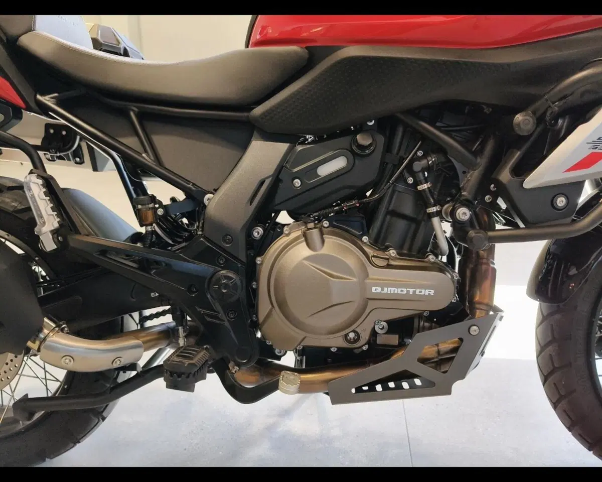 QJ Motor SRT 600 SX (2024 - 26) (20)