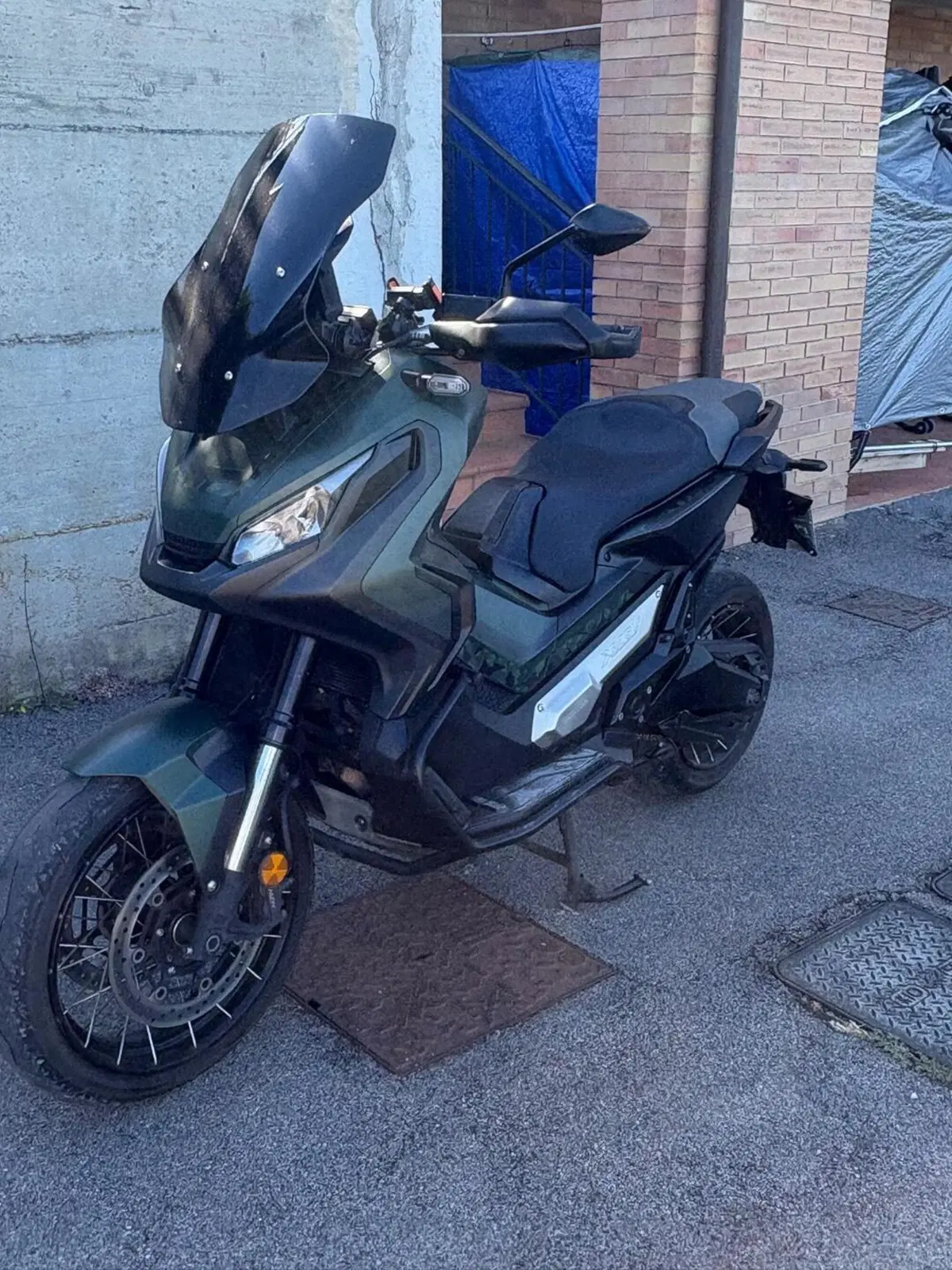 Honda X-ADV 750 (2017) (2)