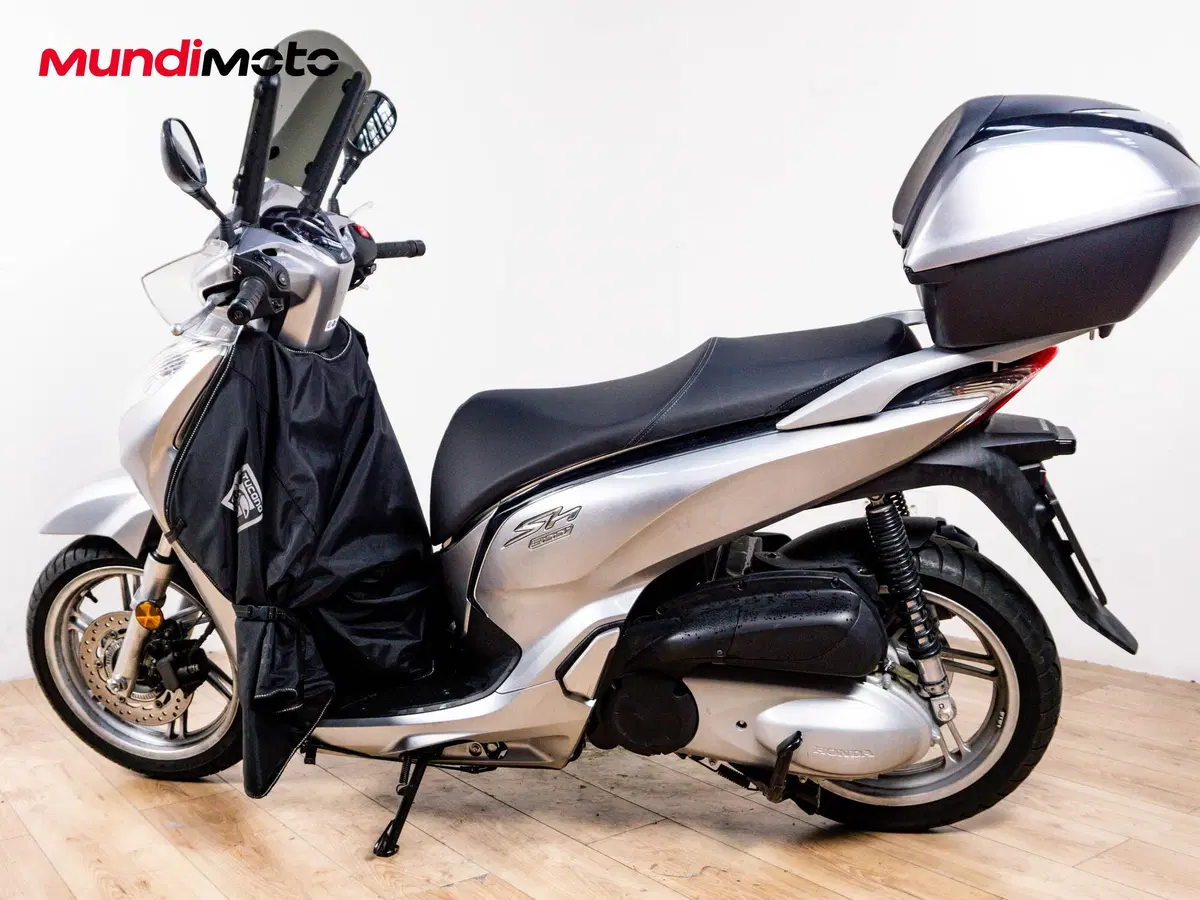 Honda SH 300 i ABS (2011 - 13) (7)
