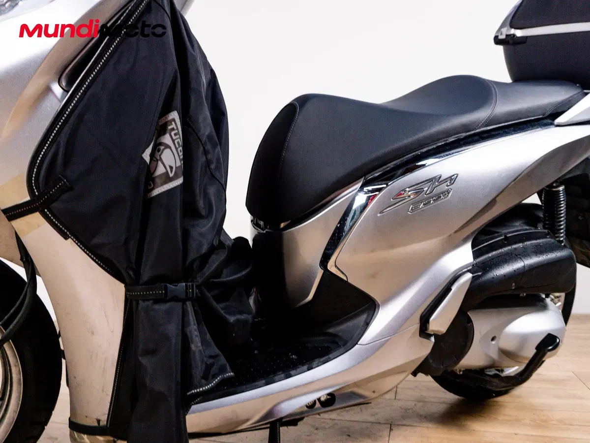 Honda SH 300 i ABS (2011 - 13) (9)
