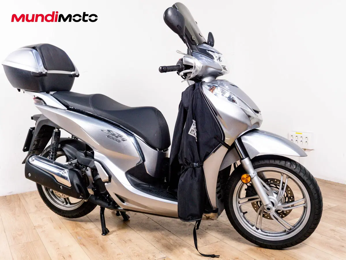 Honda SH 300 i ABS (2011 - 13) (2)