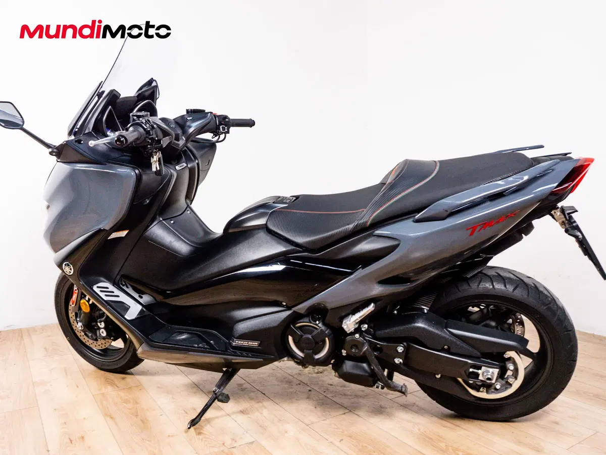 Yamaha T-Max 560 Tech Max (2020) (7)