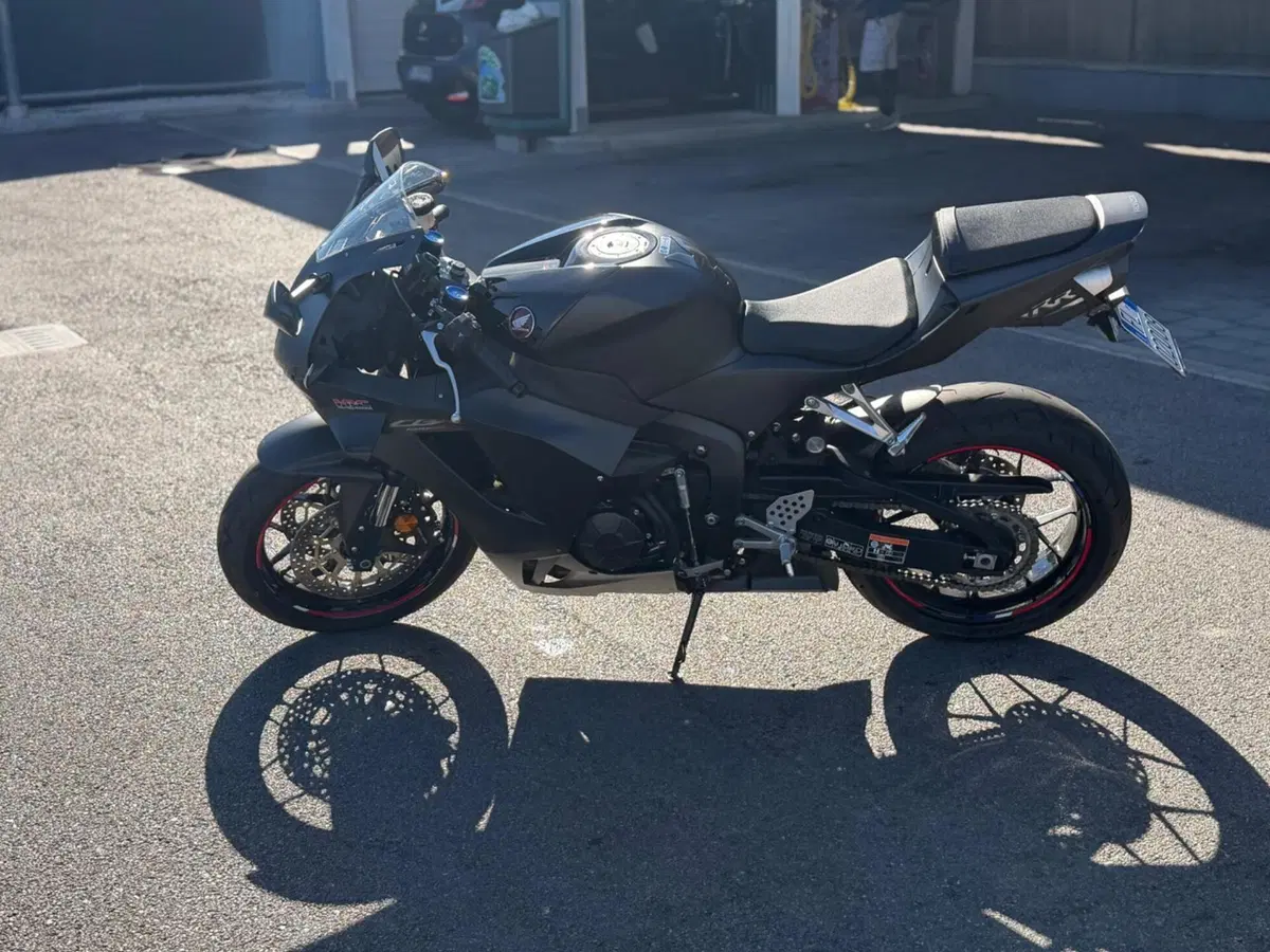 Honda CBR 600 RR (2024 - 26) (2)