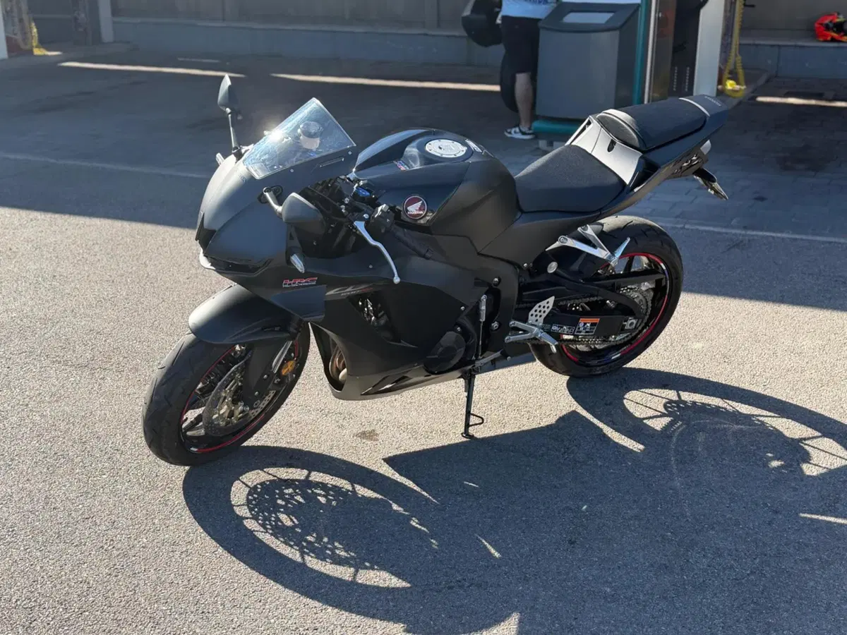 Honda CBR 600 RR (2024 - 26) (6)
