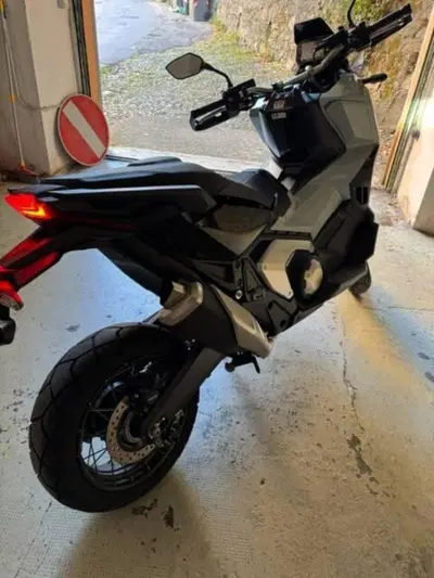 Honda X-ADV 750 DCT (2021 - 24) usata