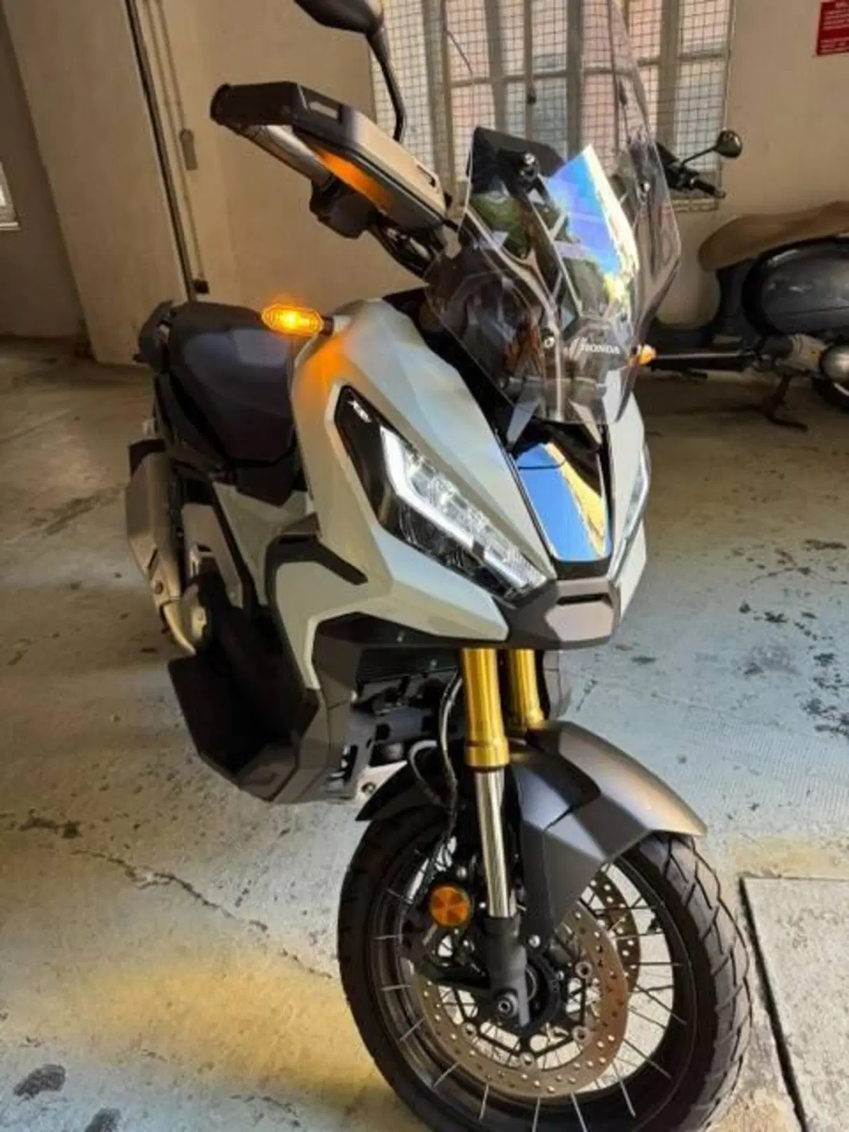 Honda X-ADV 750 DCT (2021 - 24) (4)