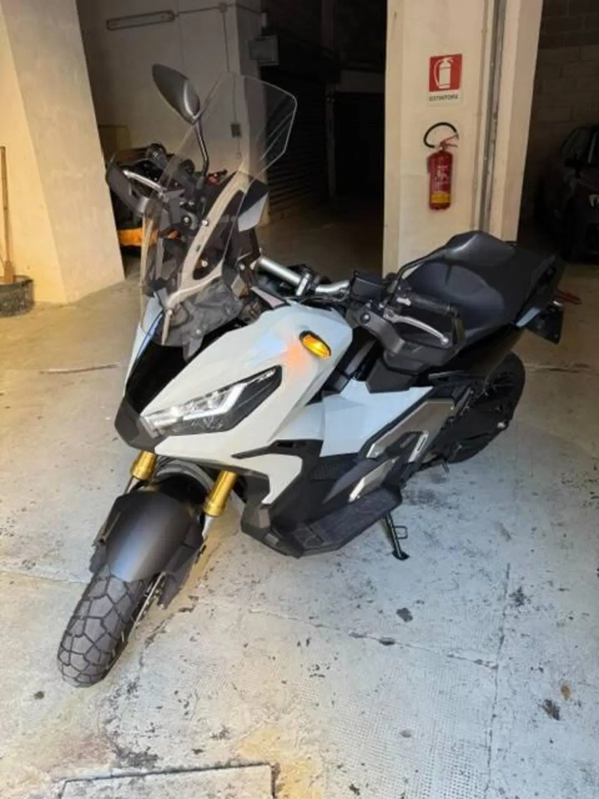 Honda X-ADV 750 DCT (2021 - 24) (5)