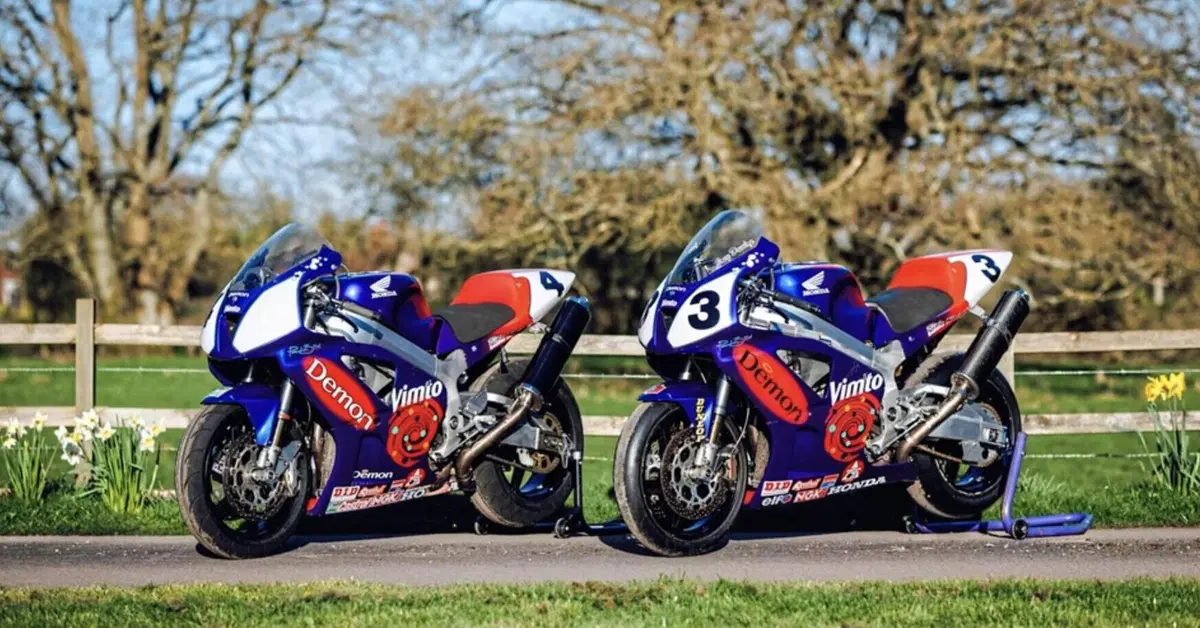 Un pezzo di storia del TT in vendita: all'asta le iconiche Honda SP-1 di Dunlop e McGuinness