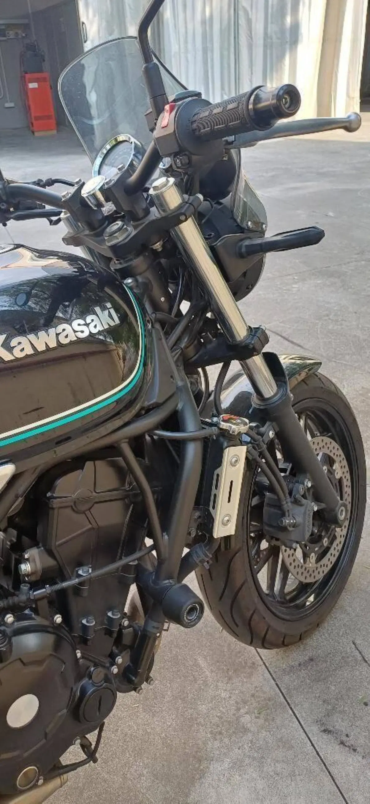 Kawasaki Z 650 RS (2022 - 24) (5)