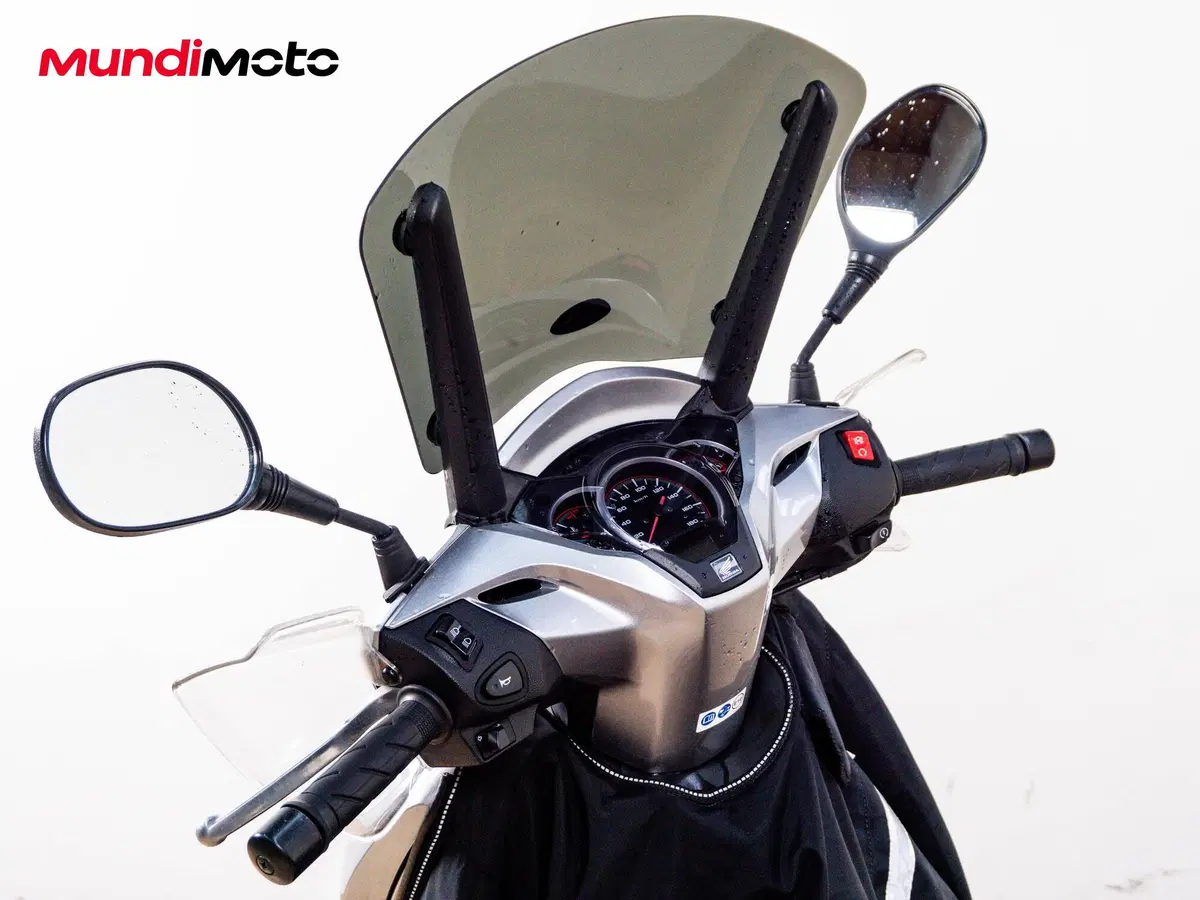 Honda SH 300 i ABS (2011 - 13) (11)
