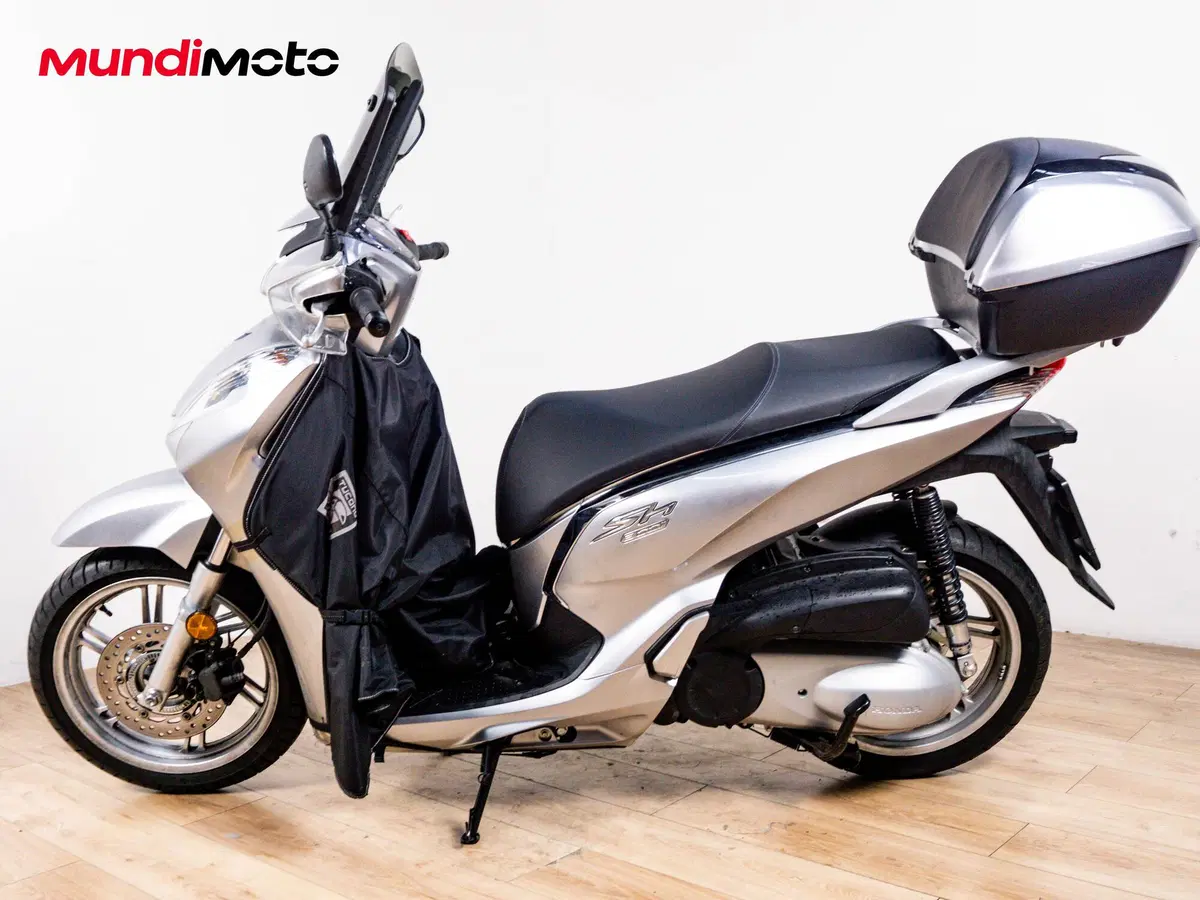 Honda SH 300 i ABS (2011 - 13) (6)