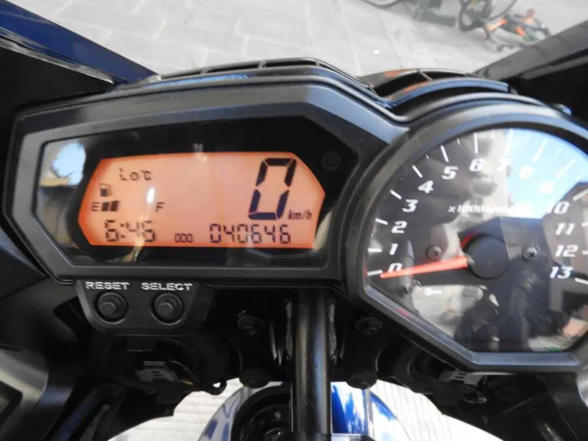 Yamaha FZ1 (2006 - 16) (5)