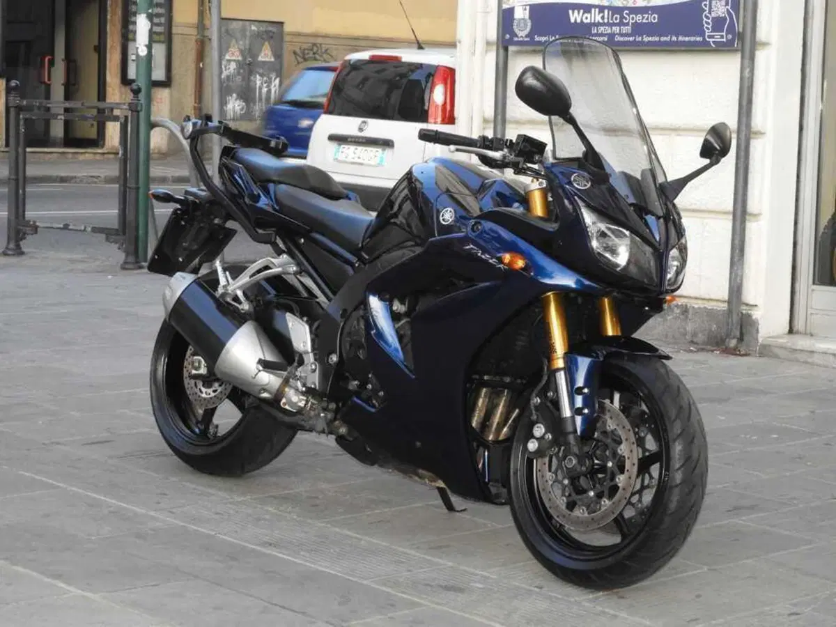 Yamaha FZ1 (2006 - 16) (2)