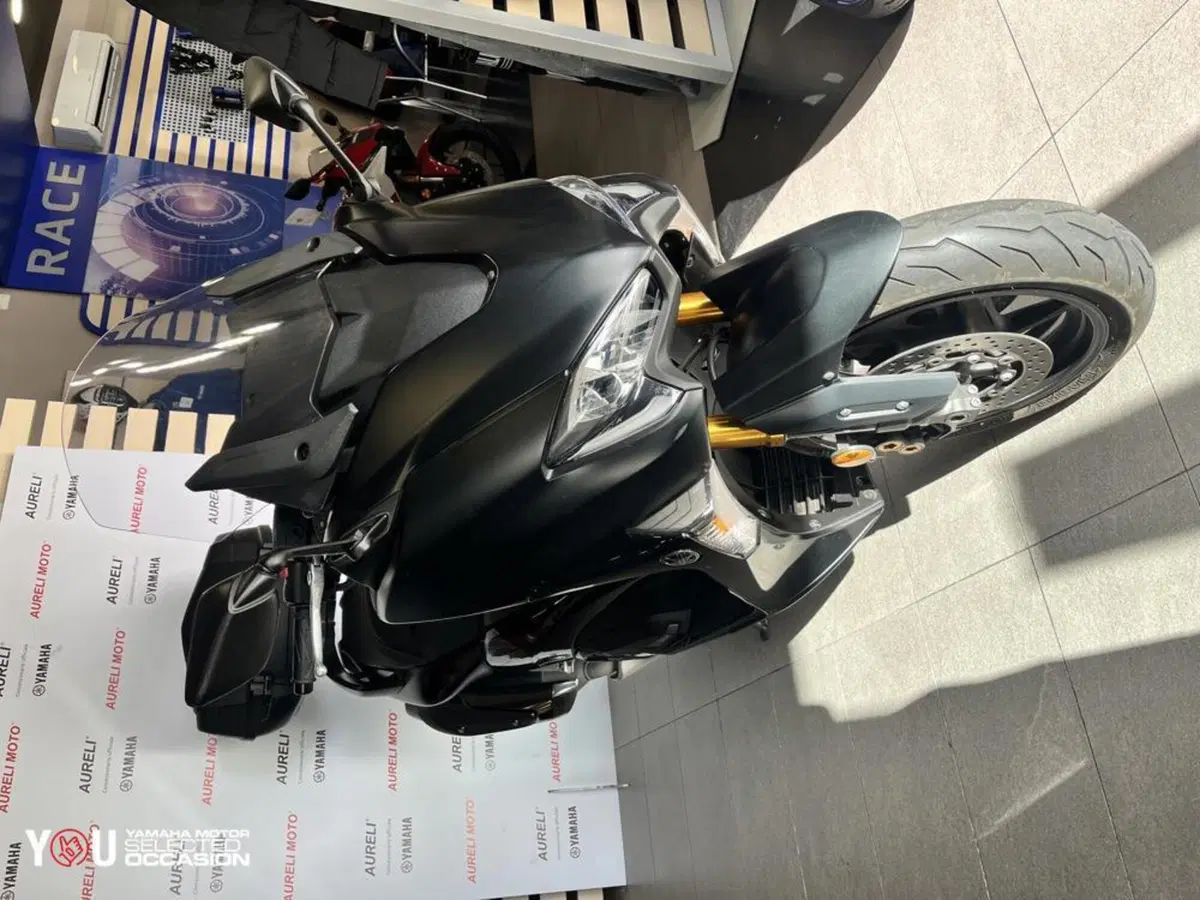 Yamaha T-Max 530 SX (2017 - 19) (3)
