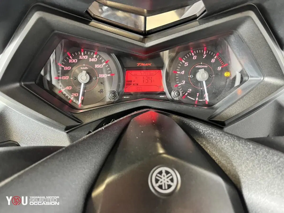 Yamaha T-Max 530 (2015 - 16) (5)
