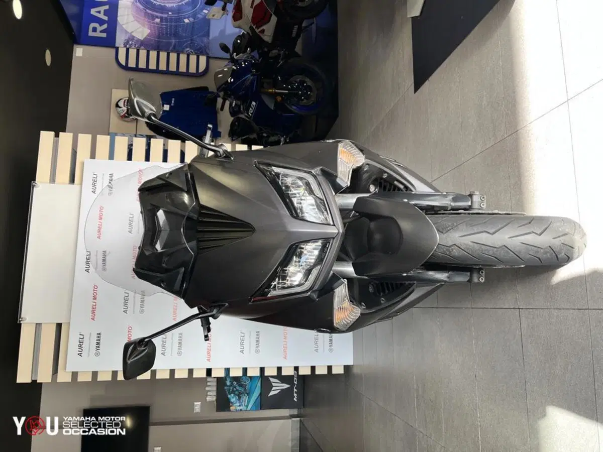 Yamaha T-Max 530 (2015 - 16) (8)