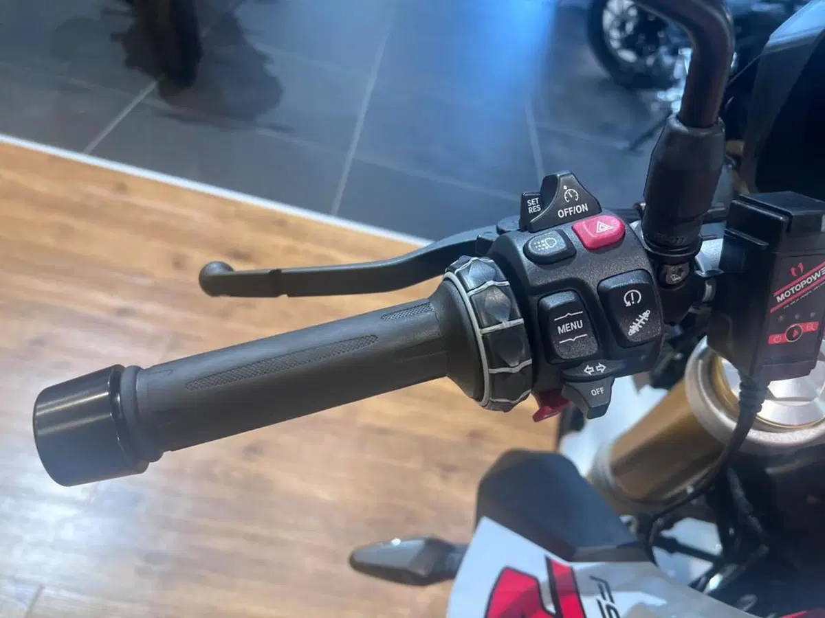 Bmw F 900 R (2017 - 20) (11)