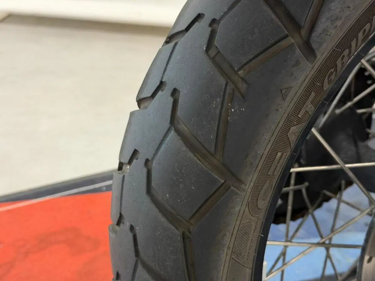 Royal Enfield Himalayan 450 (2024 - 26) (10)