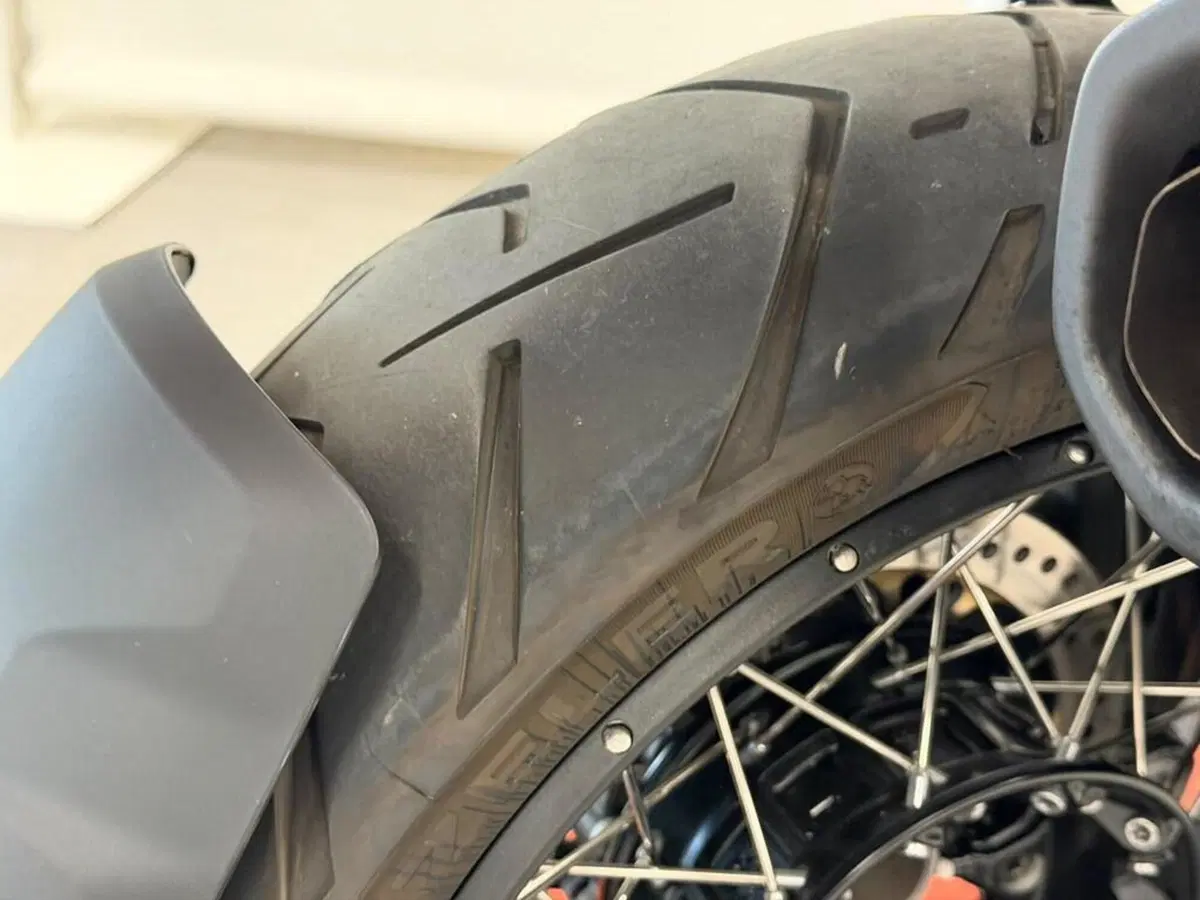 Bmw R 1300 GS Adventure Trophy (2025 - 26) (13)