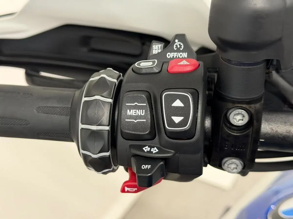 Bmw R 1300 GS (2023 - 26) (9)