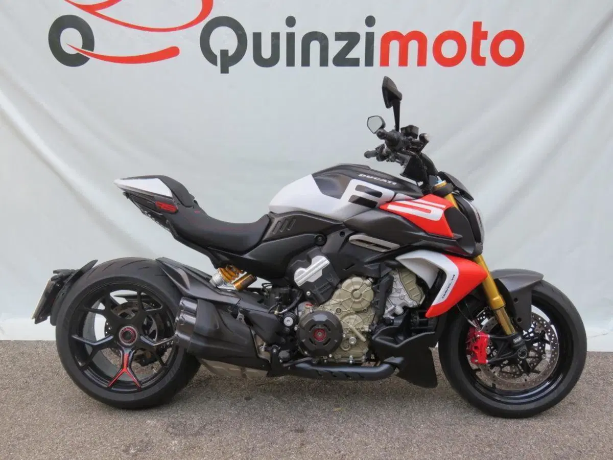 Ducati Diavel V4 RS (2026)