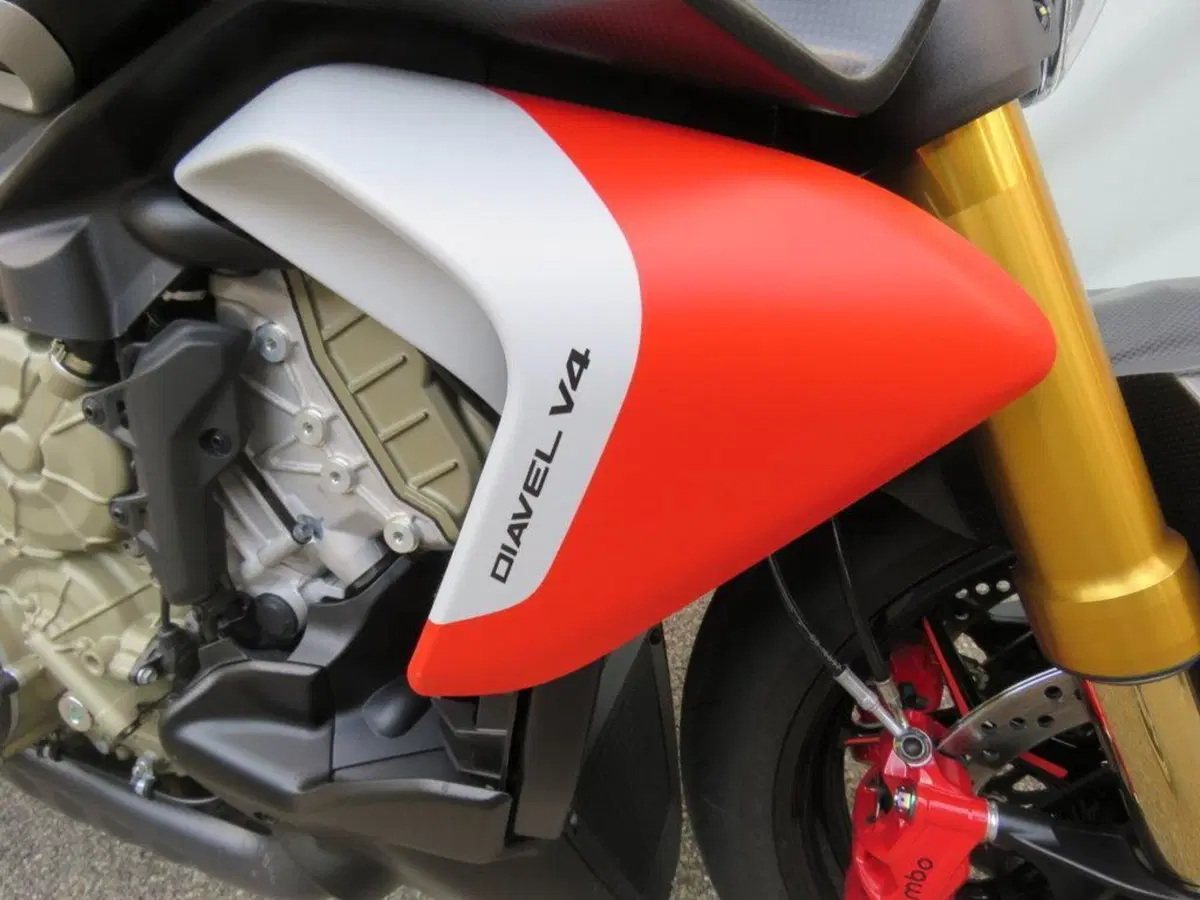 Ducati Diavel V4 RS (2026) (11)