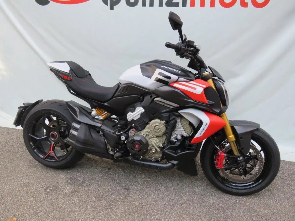 Ducati Diavel V4 RS (2026) (2)
