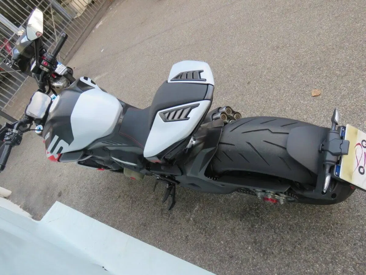 Ducati Diavel V4 RS (2026) (5)