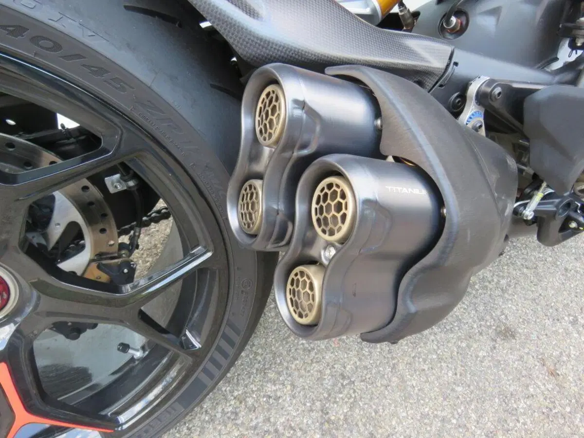 Ducati Diavel V4 RS (2026) (8)