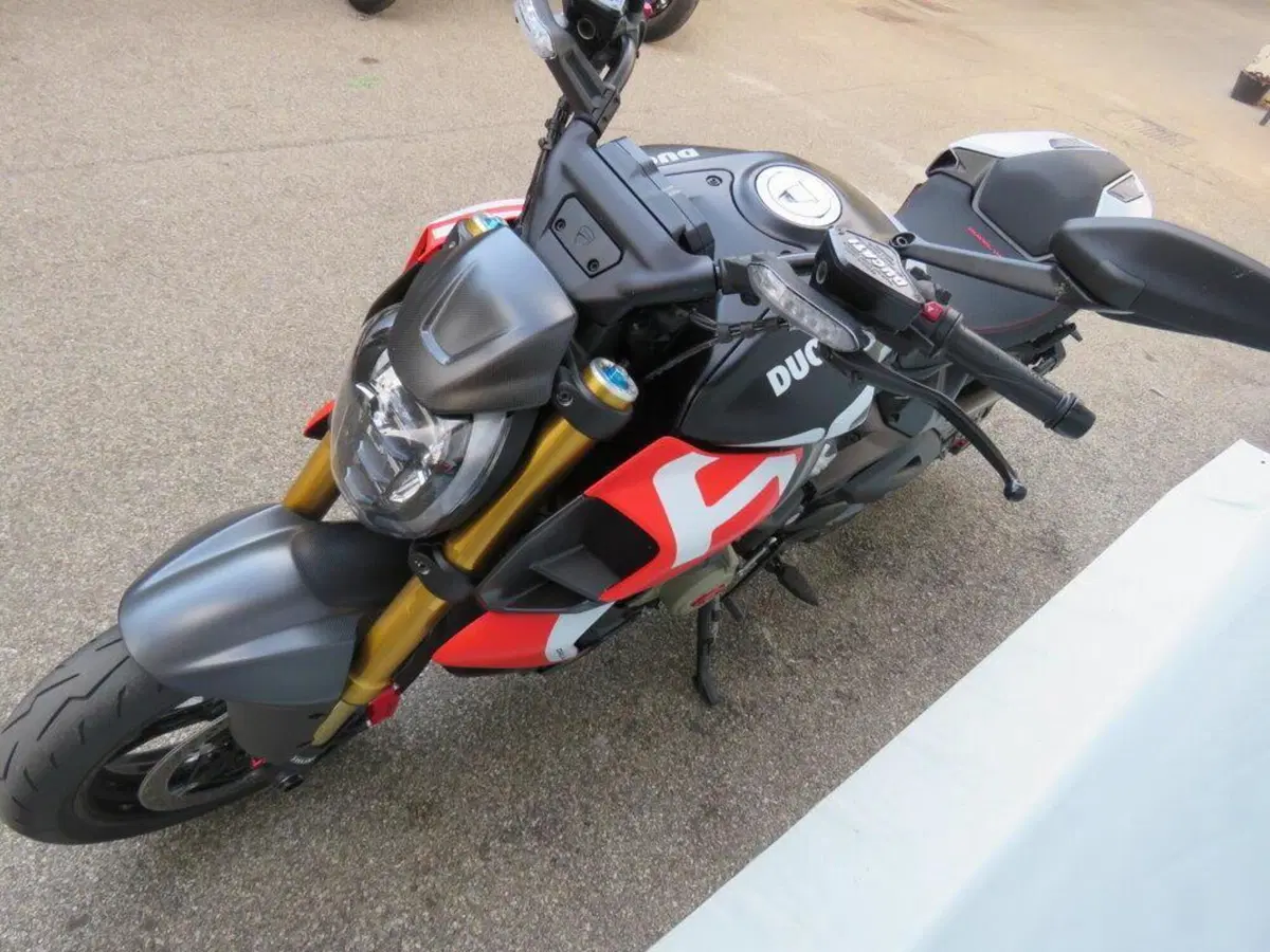 Ducati Diavel V4 RS (2026) (6)