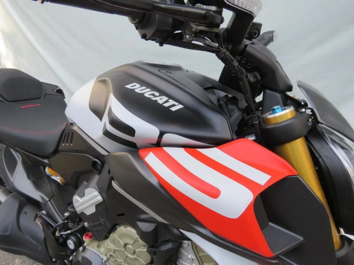 Ducati Diavel V4 RS (2026) (12)