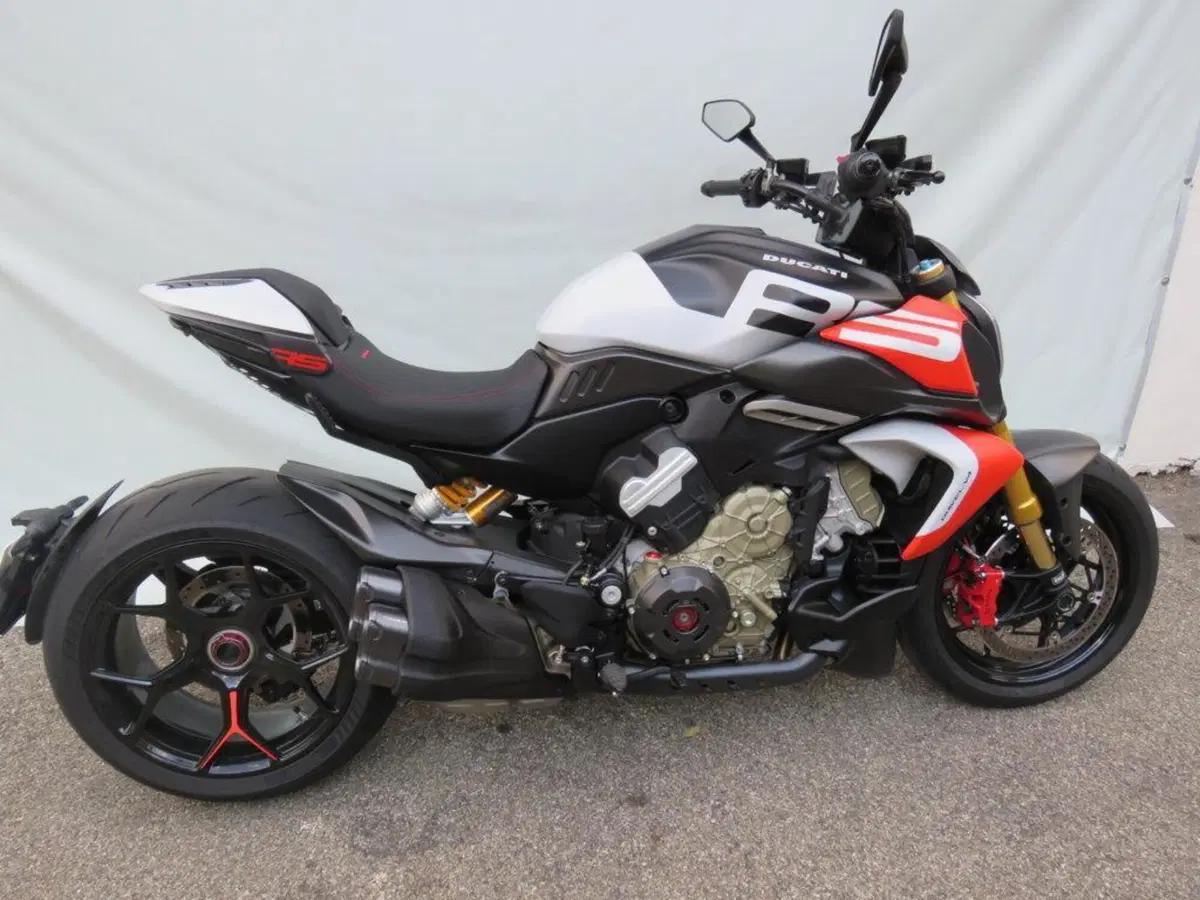 Ducati Diavel V4 RS (2026) (3)