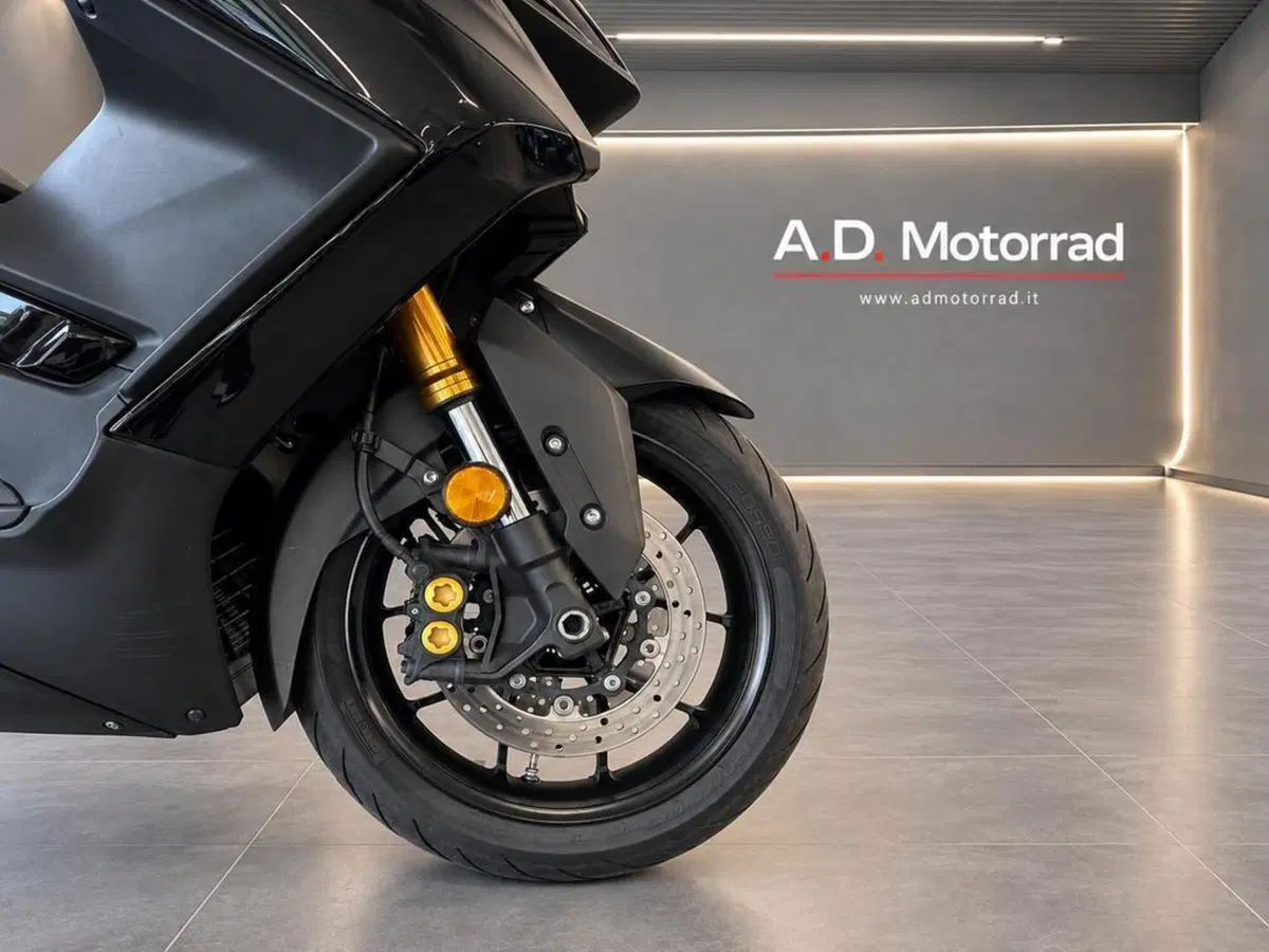 Yamaha T-Max 560 Tech Max (2022 - 24) (9)