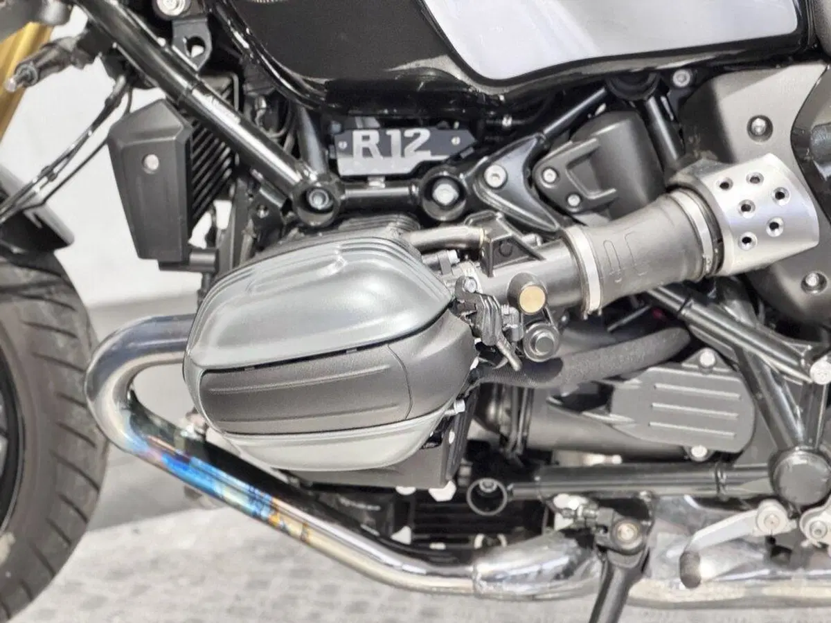 Bmw R 12 nineT (2023 - 26) (5)