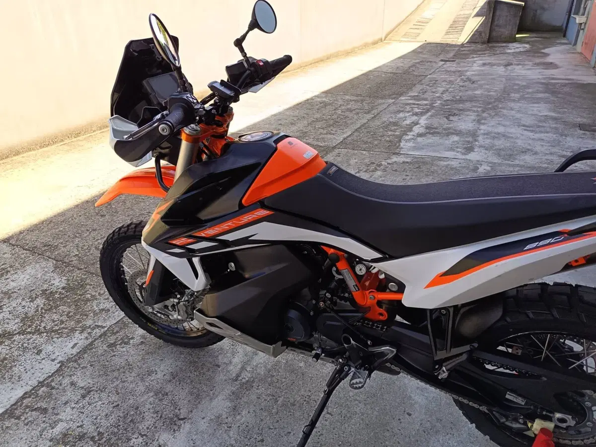KTM 890 Adventure R (2021 - 22) (3)